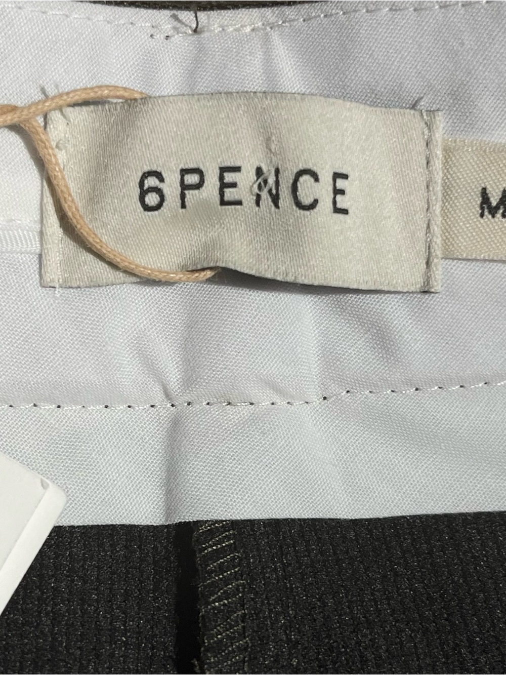 Frankie Shop 6 Pence Revel Cargo Shorts - Picture 3 of 5